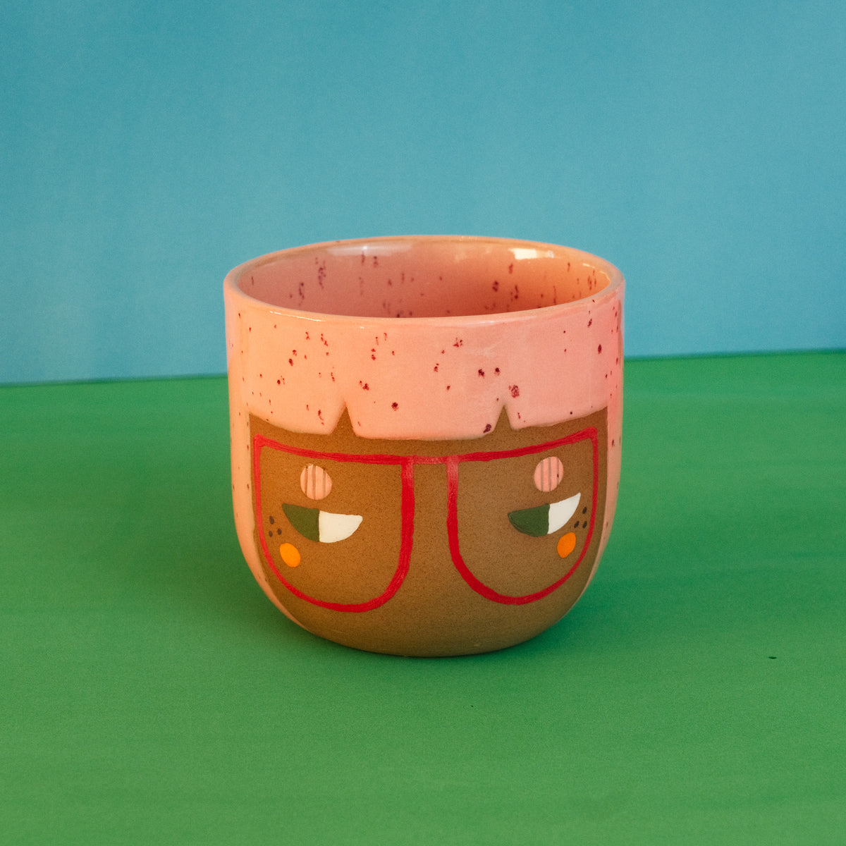 Side Eye Doris Strawberry Cup 15oz