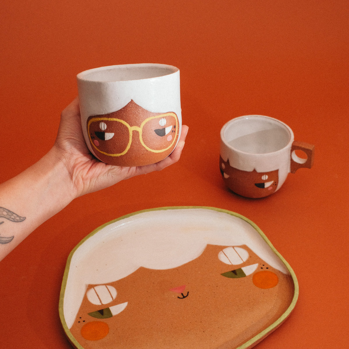 Side Eye Ivy Snow Mug 12oz