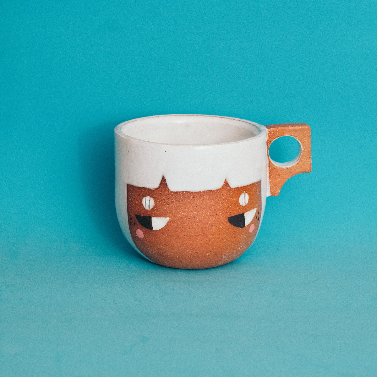 Side Eye Ivy Snow Mug 12oz