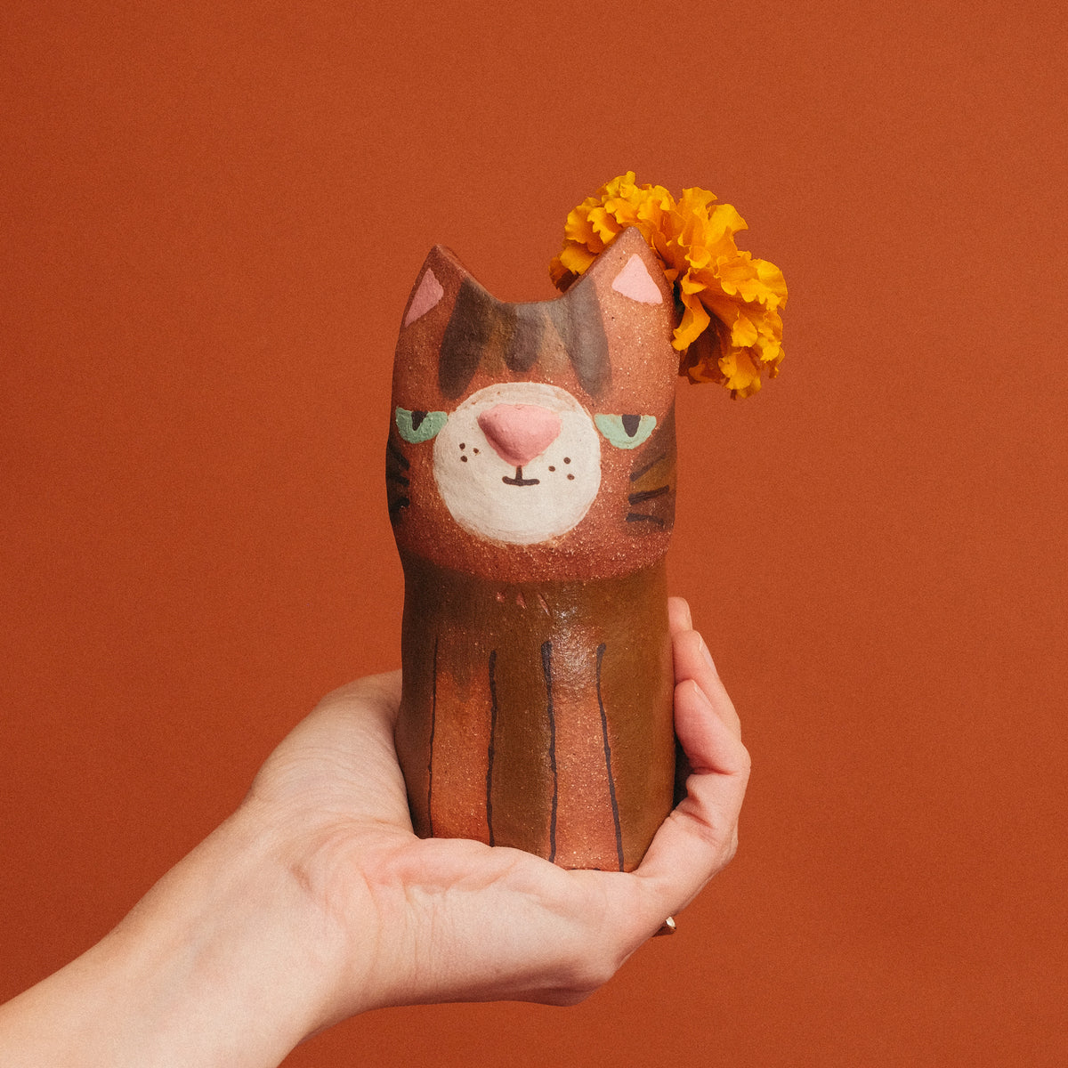 Cinnamon Tabby Cat Vase